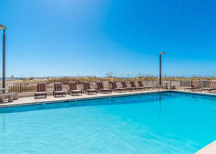Holiday home Island Winds East: Beachfront With Million Dollar Views *